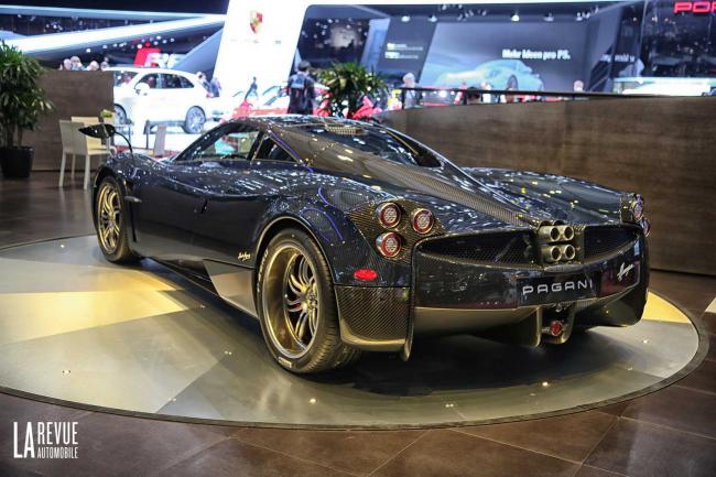 Exterieur_Salons-Supercar-Geneve-2015_4