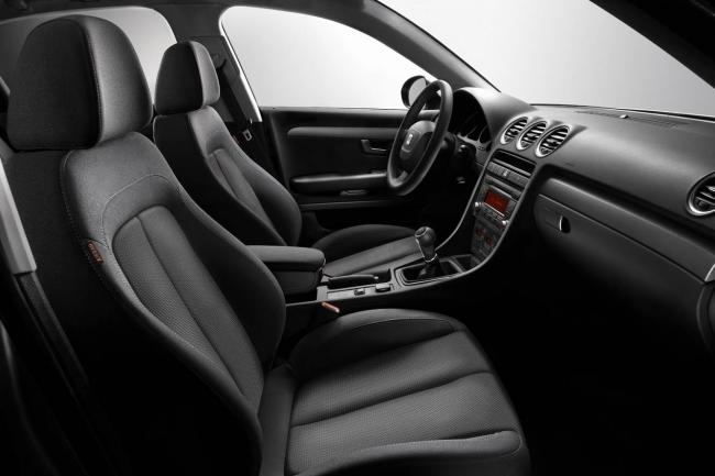 Interieur_Seat-Exeo-2012_5