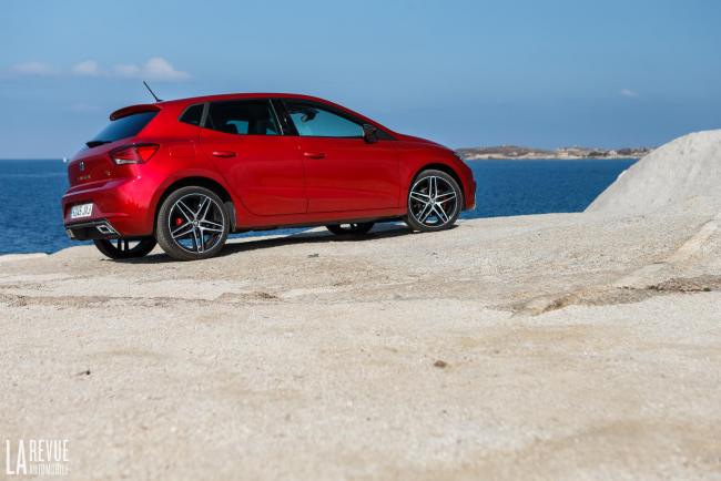 Exterieur_Seat-Ibiza-FR-TSI-150_15
