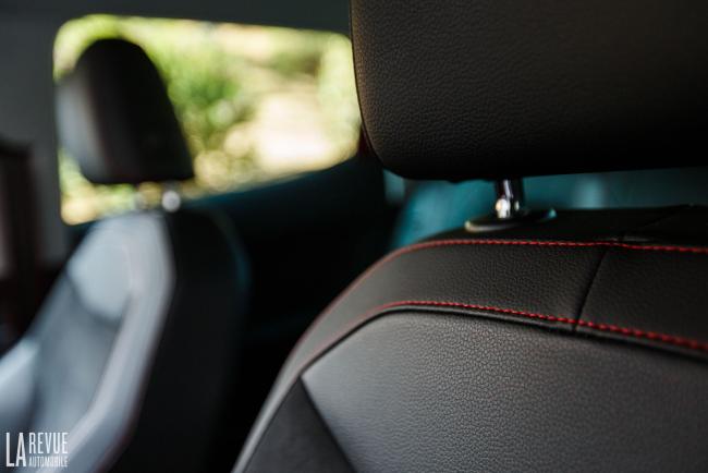 Interieur_Seat-Ibiza-FR-TSI-150_28