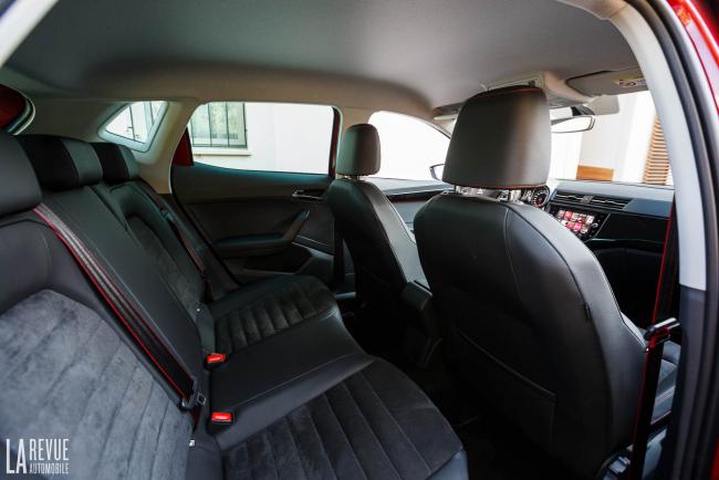 Interieur_Seat-Ibiza-FR-TSI-150_33
