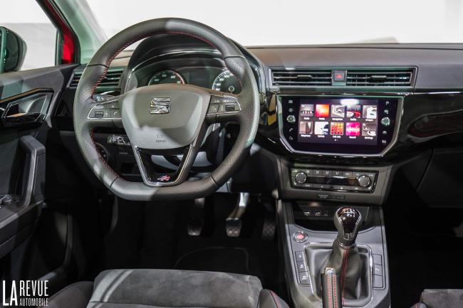 Interieur_Seat-Ibiza-Reveal_28