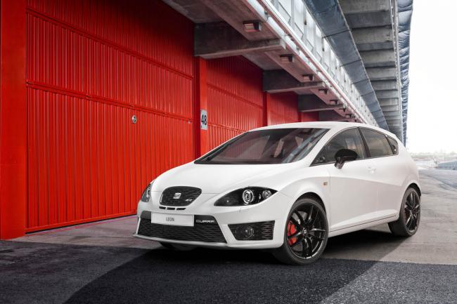 Exterieur_Seat-Leon-Cupra-R-2012_1