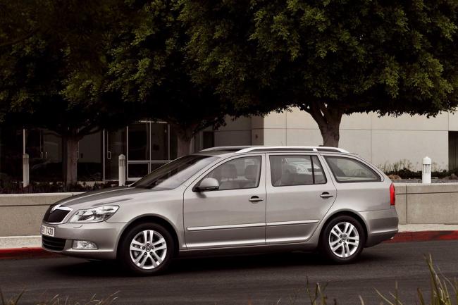 Exterieur_Skoda-Octavia-Combi-2009_3