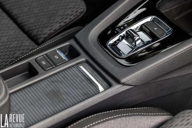 Interieur_skoda-octavia-combi-tdi-150-business-essai_8