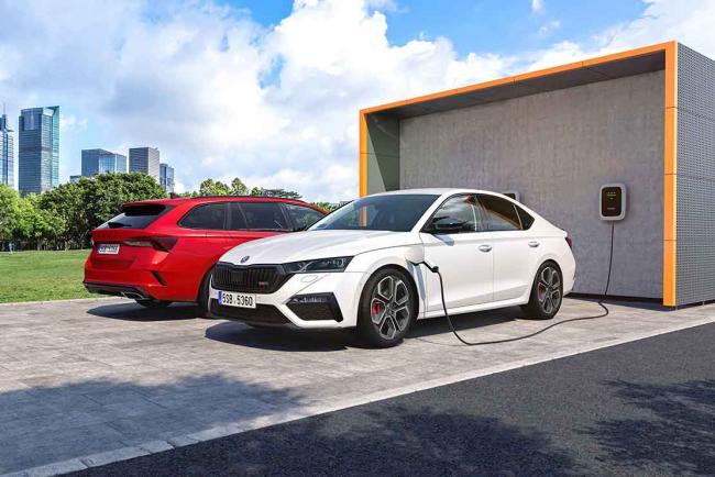 Skoda Octavia > Skoda Octavia RS iV : le choix de l'hybride, plus