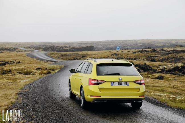 Exterieur_Skoda-Superb-Combi-Sportline_22