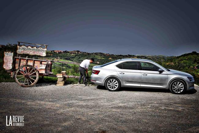 Exterieur_Skoda-Superb-Style_19