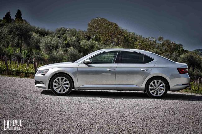 Exterieur_Skoda-Superb-Style_24