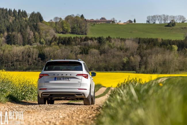 Exterieur_skoda-karoq-4x4-tdi-150_20