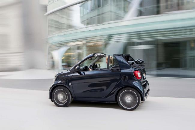 Nouvelle smart brabus petite boule de nerfs 