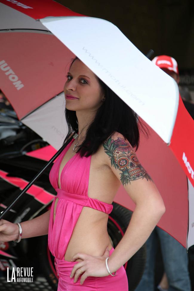 Exterieur_Sport-24H-du-Mans-moto-hotesses_5