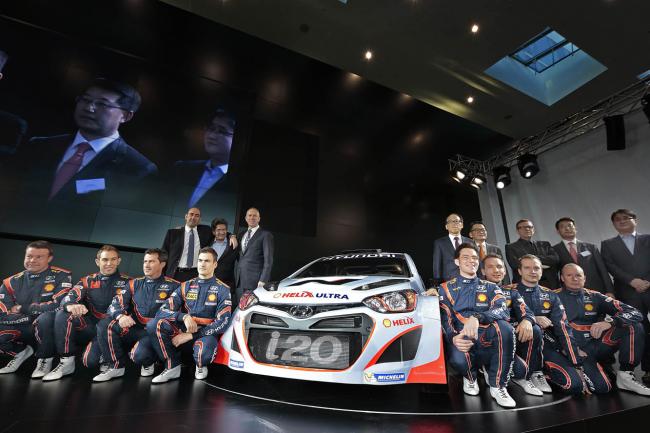 Exterieur_Sport-Hyundai-i20-WRC-2014_3