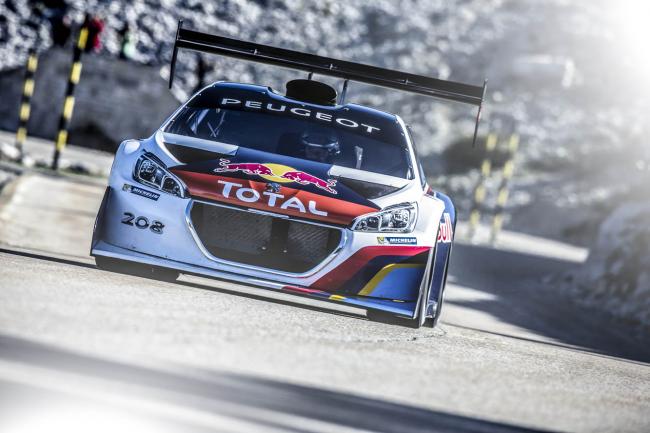 Exterieur_Sport-Peugeot-208-T16-Pikes-Peak_0