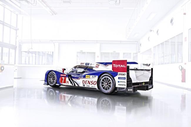 Exterieur_Sport-Toyota-TS030-HYBRID_2