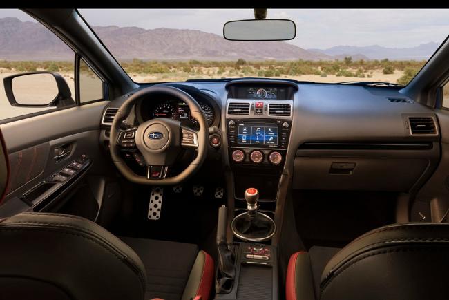 Interieur_Subaru-WRX-STI-2017_9