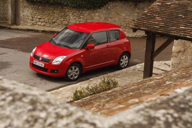 Exterieur_Suzuki-Swift-in-the-City_3