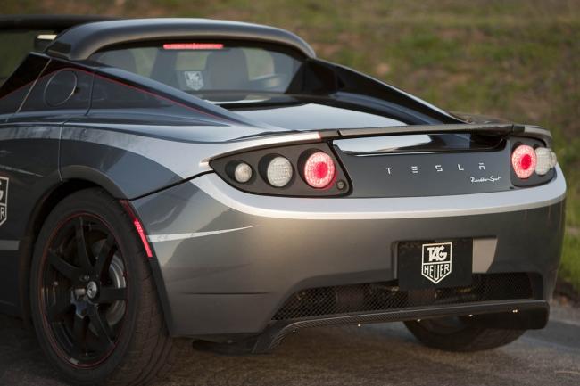 Exterieur_Tesla-Roadster-TAG-Heuer_2