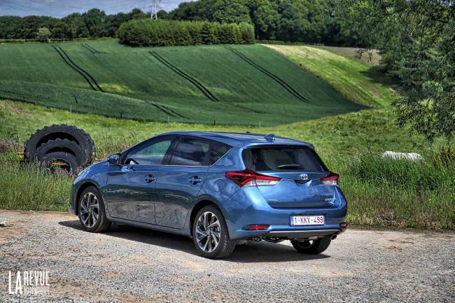 Exterieur_Toyota-Auris-1.2l-Essence_2