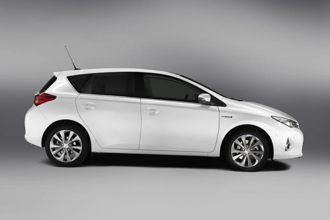 Exterieur_Toyota-Auris-II_2