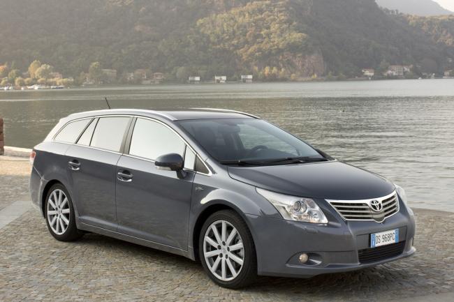 Exterieur_Toyota-Avensis-2009-Cross-Sport_2