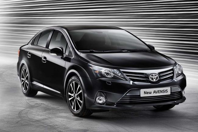 Exterieur_Toyota-Avensis-2012_4