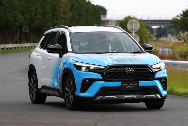 Galerie Toyota Corolla Cross H2 : elle brûle de l'hydrogène