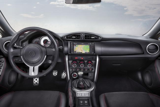 Interieur_Toyota-GT-86_13