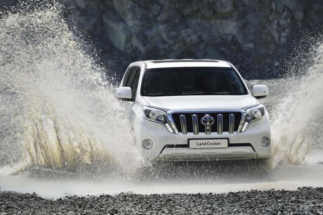 Exterieur_Toyota-Land-Cruiser-2014_4