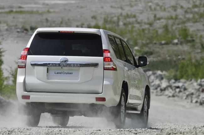 Exterieur_Toyota-Land-Cruiser-2014_1