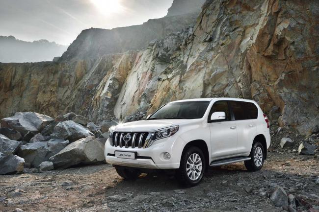 Exterieur_Toyota-Land-Cruiser-2014_11