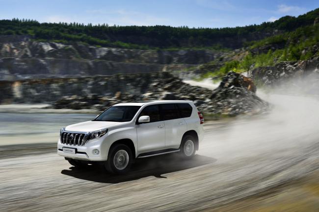 Exterieur_Toyota-Land-Cruiser-2014_14