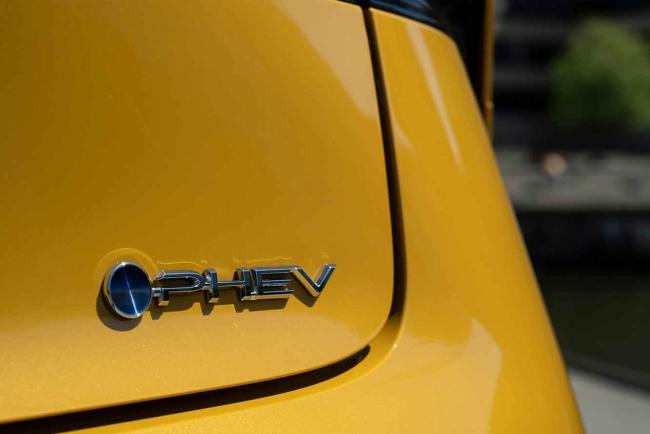 Exterieur_toyota-prius-phev-les-photos-de-notre-essai_9