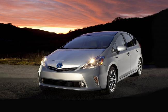 Exterieur_Toyota-Prius-V_5