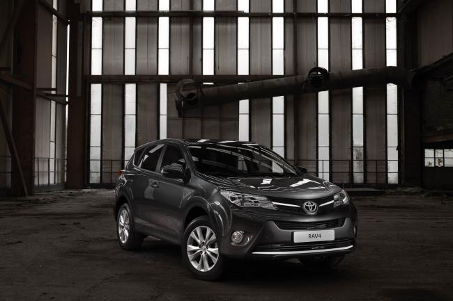 Exterieur_Toyota-RAV4-2013_0