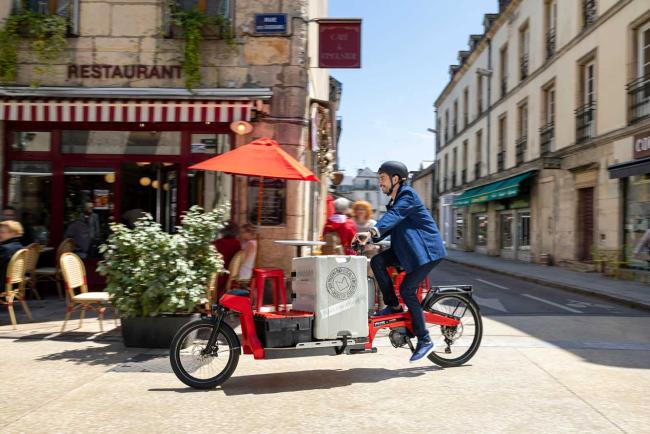 Exterieur_velo-cargo-electrique-de-toyota-x-douze-cycles-photos_1
