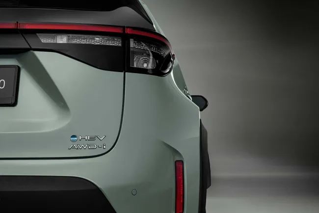 Toyota Yaris Cross : le millésime 2024 se renforce avec + de puissance