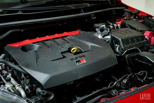 Exterieur_essai-toyota-yaris-gr-rouge-dame-de-coeur_17