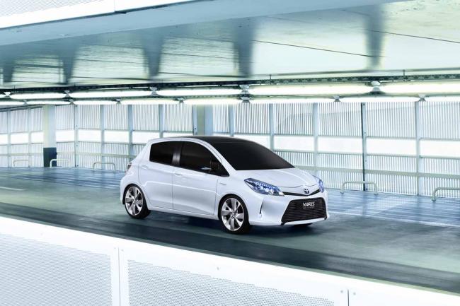 Exterieur_Toyota-Yaris-HSD-Concept_2