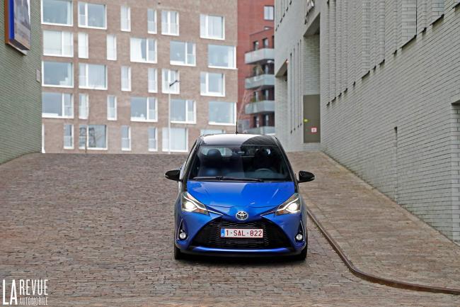 Exterieur_Toyota-Yaris-VVT-I-110-2017_2