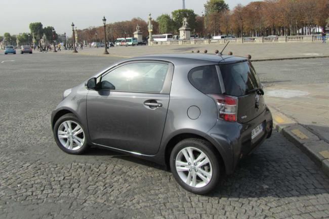 Exterieur_Toyota-iQ-VVTi-Multidrive_5