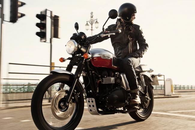 Exterieur_Triumph-Scrambler-2014_1