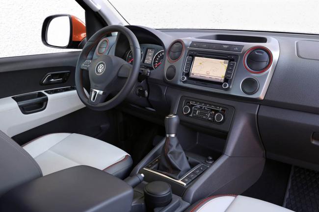 Interieur_Volkswagen-Amarok-Canyon_8