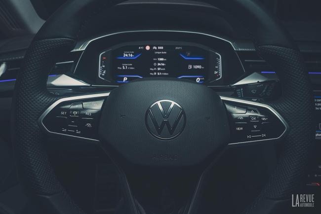 Interieur_volkswagen-arteon-shooting-brake-elegance-essai_5