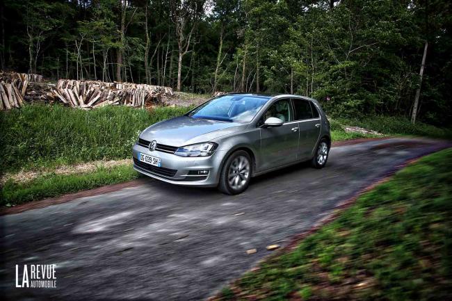 Exterieur_Volkswagen-Golf-2.0-TDI-150-DSG-Carat_20