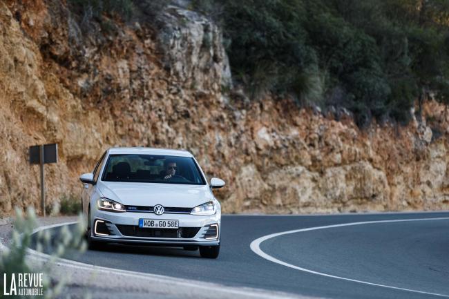 Exterieur_Volkswagen-Golf-7-GTE_9