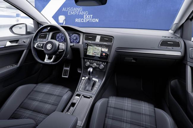 Interieur_Volkswagen-Golf-7-Restylee_50