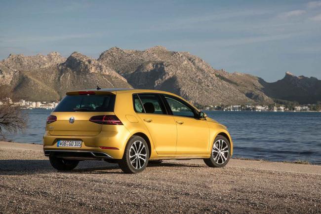 Exterieur_Volkswagen-Golf-TDI_11