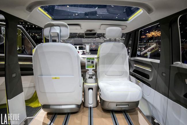 Interieur_Volkswagen-ID-Buzz-Geneve_7