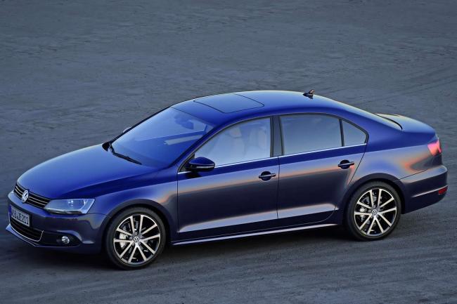 Exterieur_Volkswagen-Jetta-2011_4